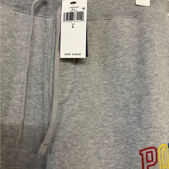 The RL Fleece Logo Jogger Pant
Polo Ralph Lauren - Picture 4 of 5